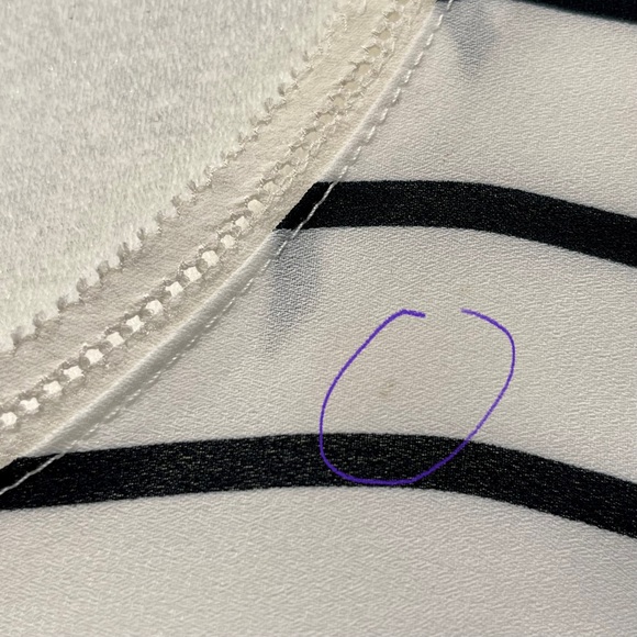 NWOT - Banana Republic - Silky Black/ White Stripe Tee with Picot Trim / Large - Picture 9 of 12